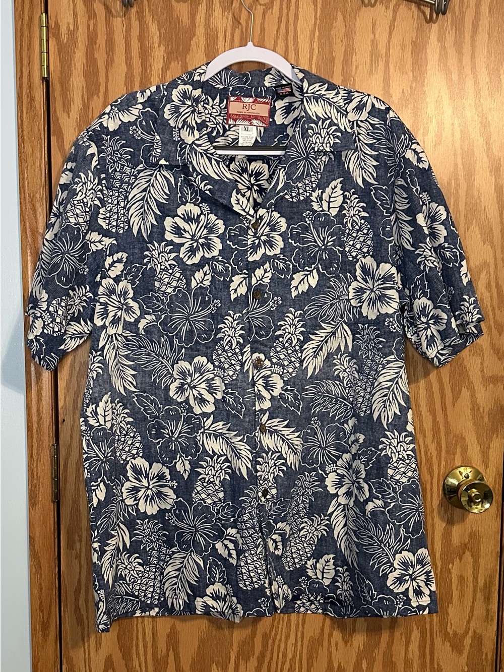 Men’s RJC Pineapple and Hibiscus Short Sleeve Hawaiian Button Down Size XL